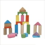 خانه چوبی رنگ پاستلی